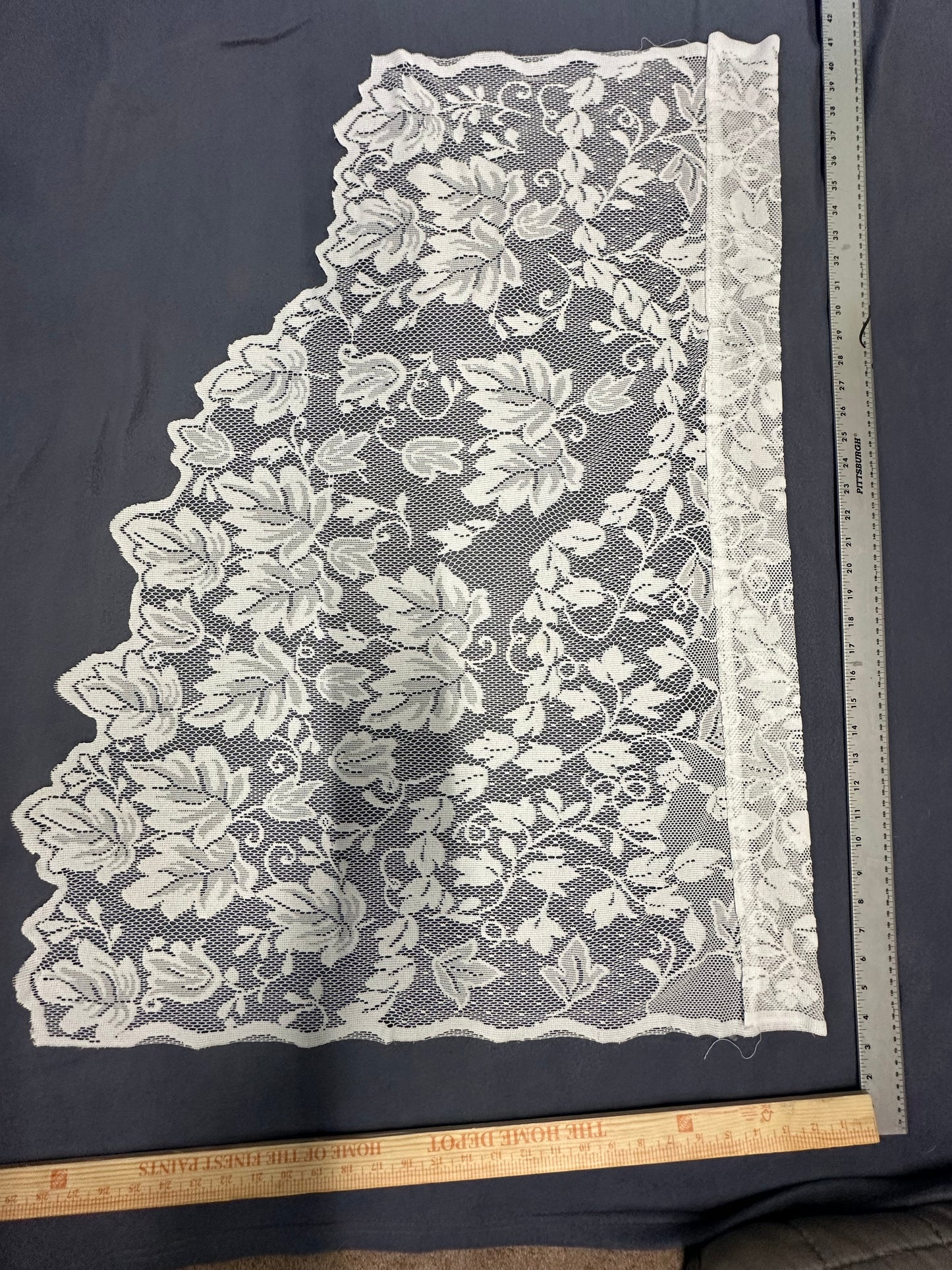 3.ft x 27" Lace