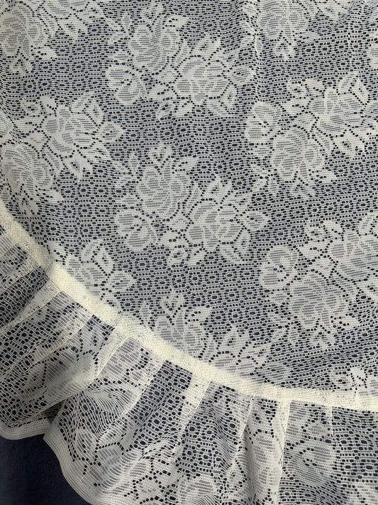 4ft x 4ft Circle Floral Lace